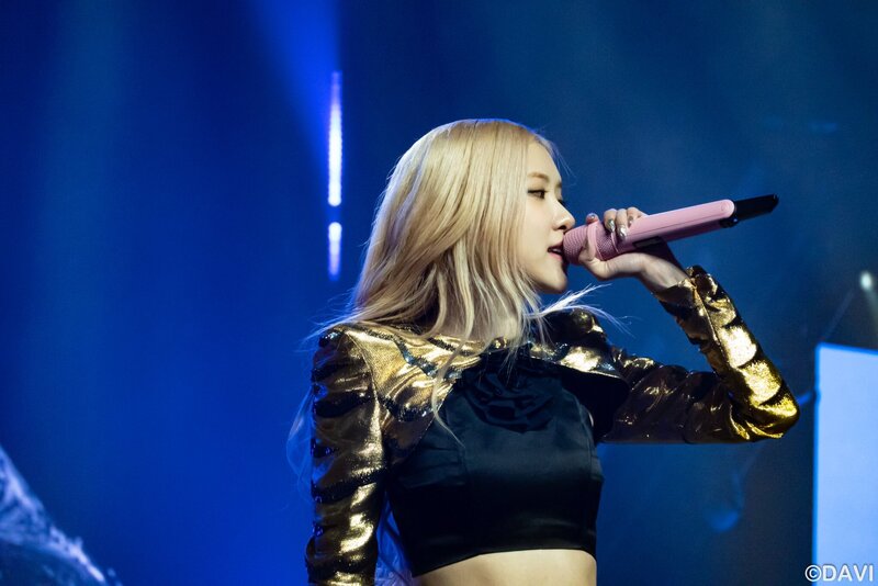 221030 BLACKPINK Rosé - 'BORN PINK' Concert in Houston Day 2 documents 3