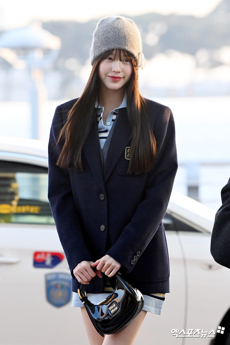 240130 IVE Wonyoung at Incheon International Airport | kpopping