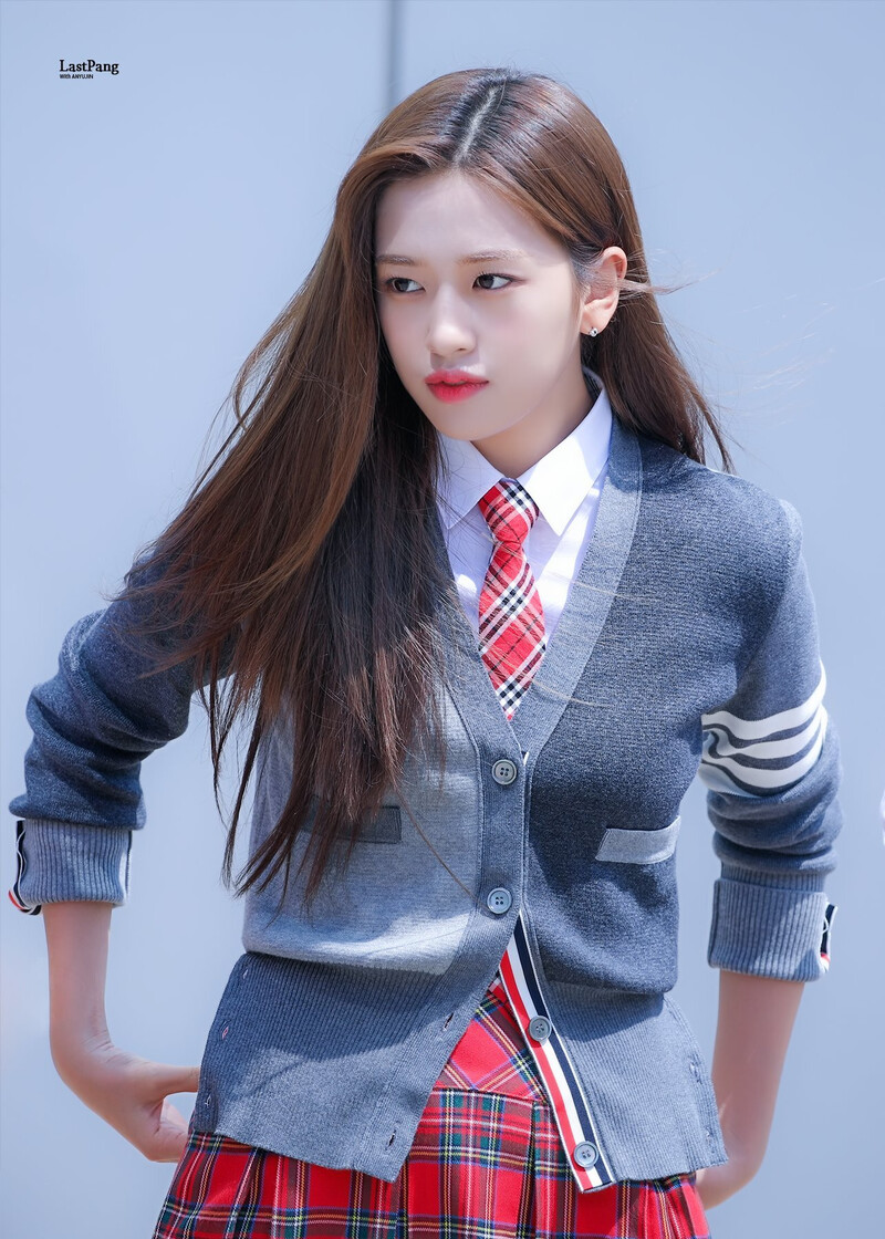 220818 IVE Yujin - 'Knowing Bros' Commute documents 4