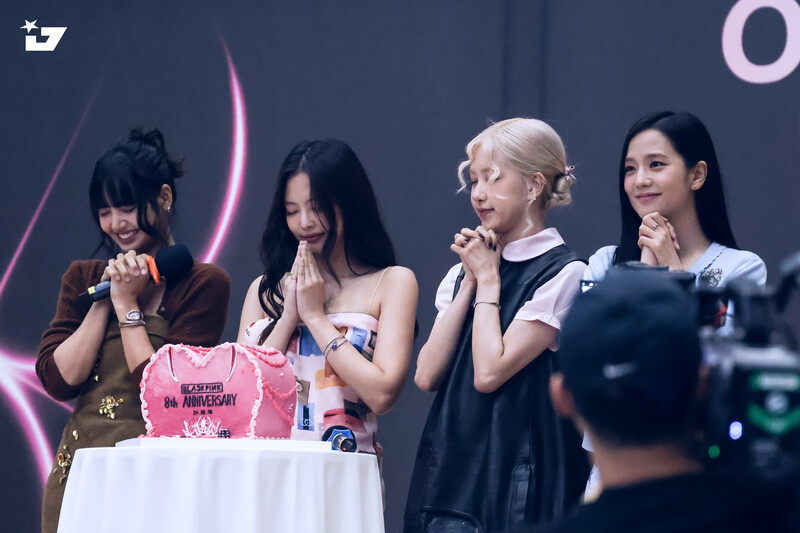 240808 BLACKPINK - 'OUR AREA WITH BLINK' 8th Anniversary Fansign Event in Seoul documents 2