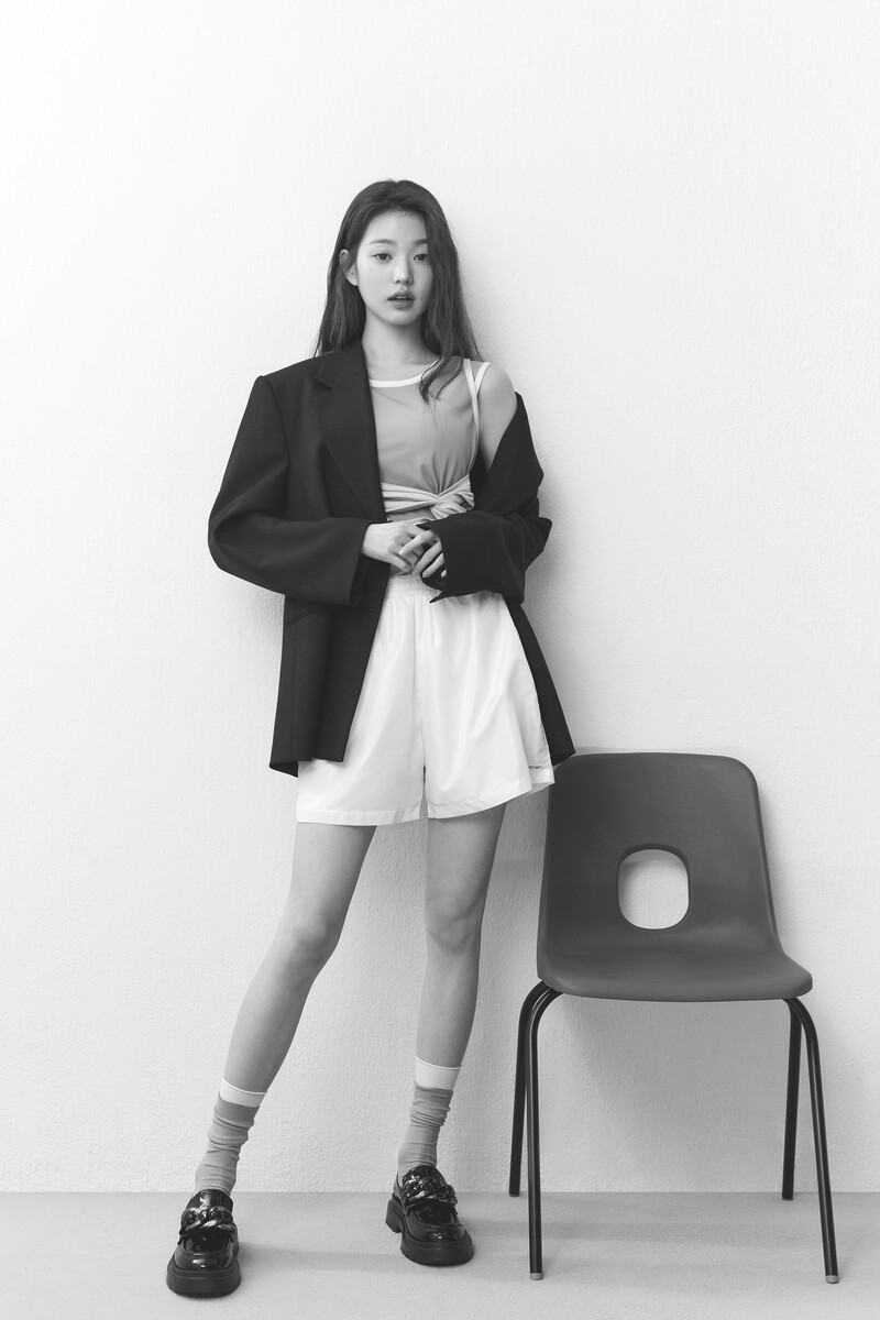 IVE Wonyoung for Suecomma Bonnie 2023 SS Collection 'Off Time' documents 5