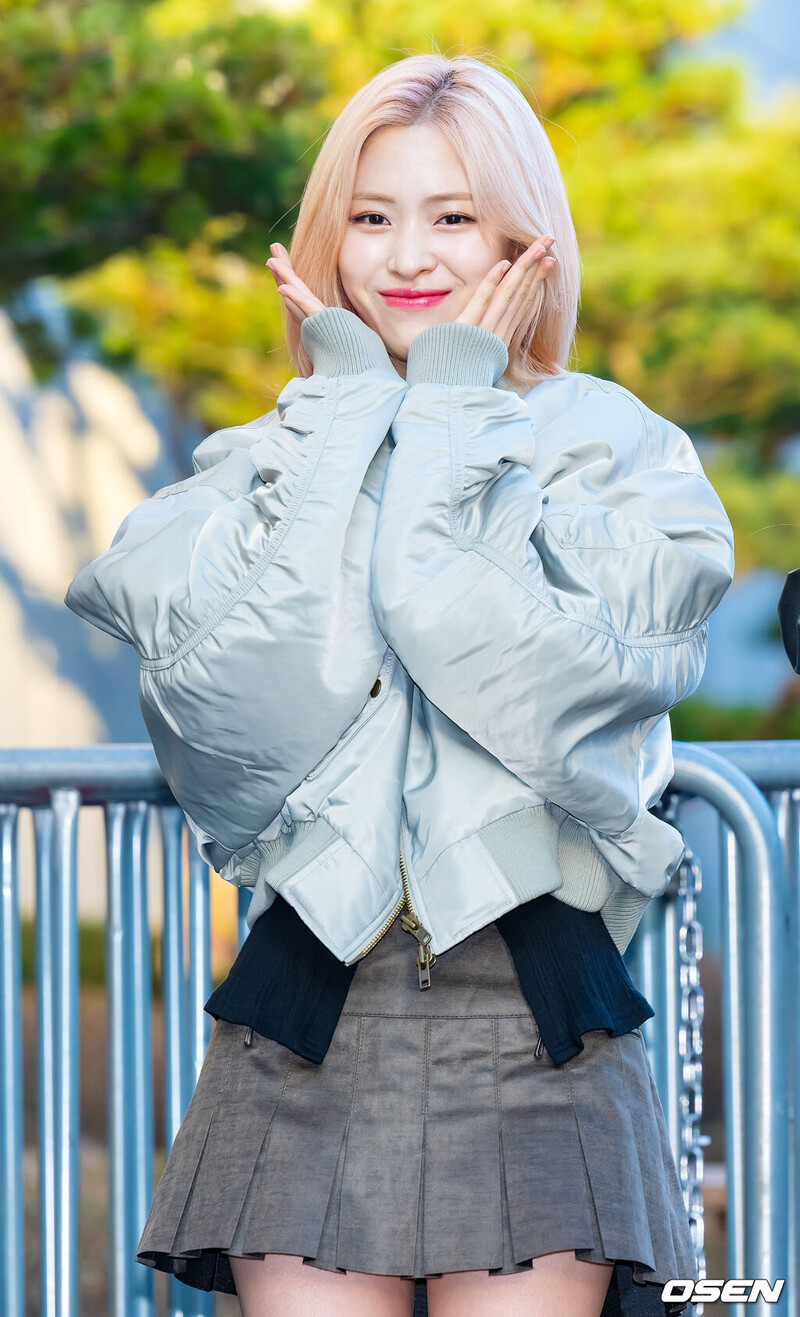 240119 ITZY Ryujin - Music Bank Commute documents 4