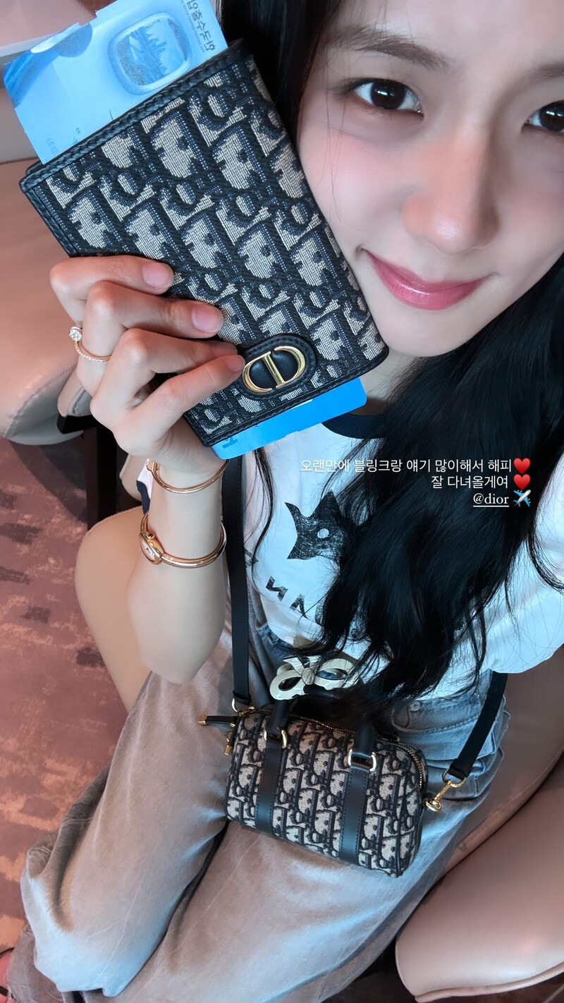 240623 - JISOO Instagram Story Update documents 1