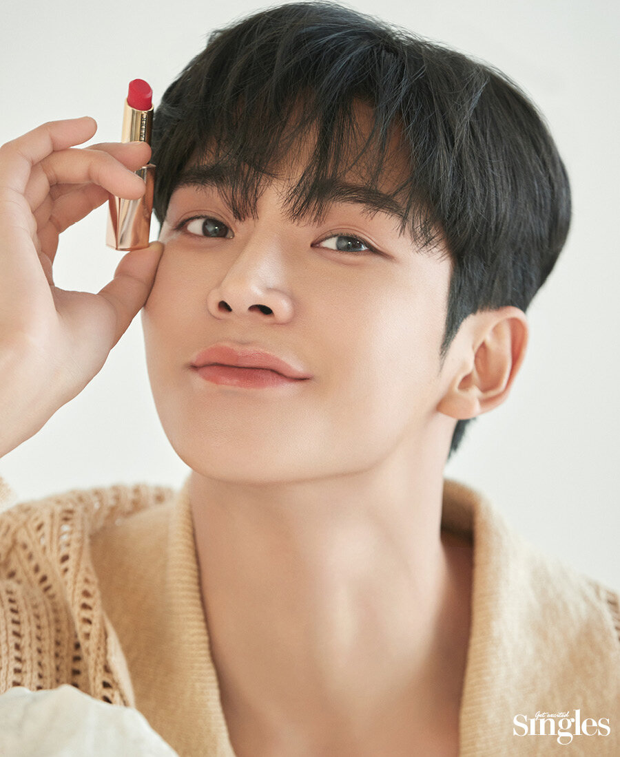 SF9 ROWOON for SINGLES Magazine Korea x ESTĒE LAUDER March Issue 2022 |  kpopping