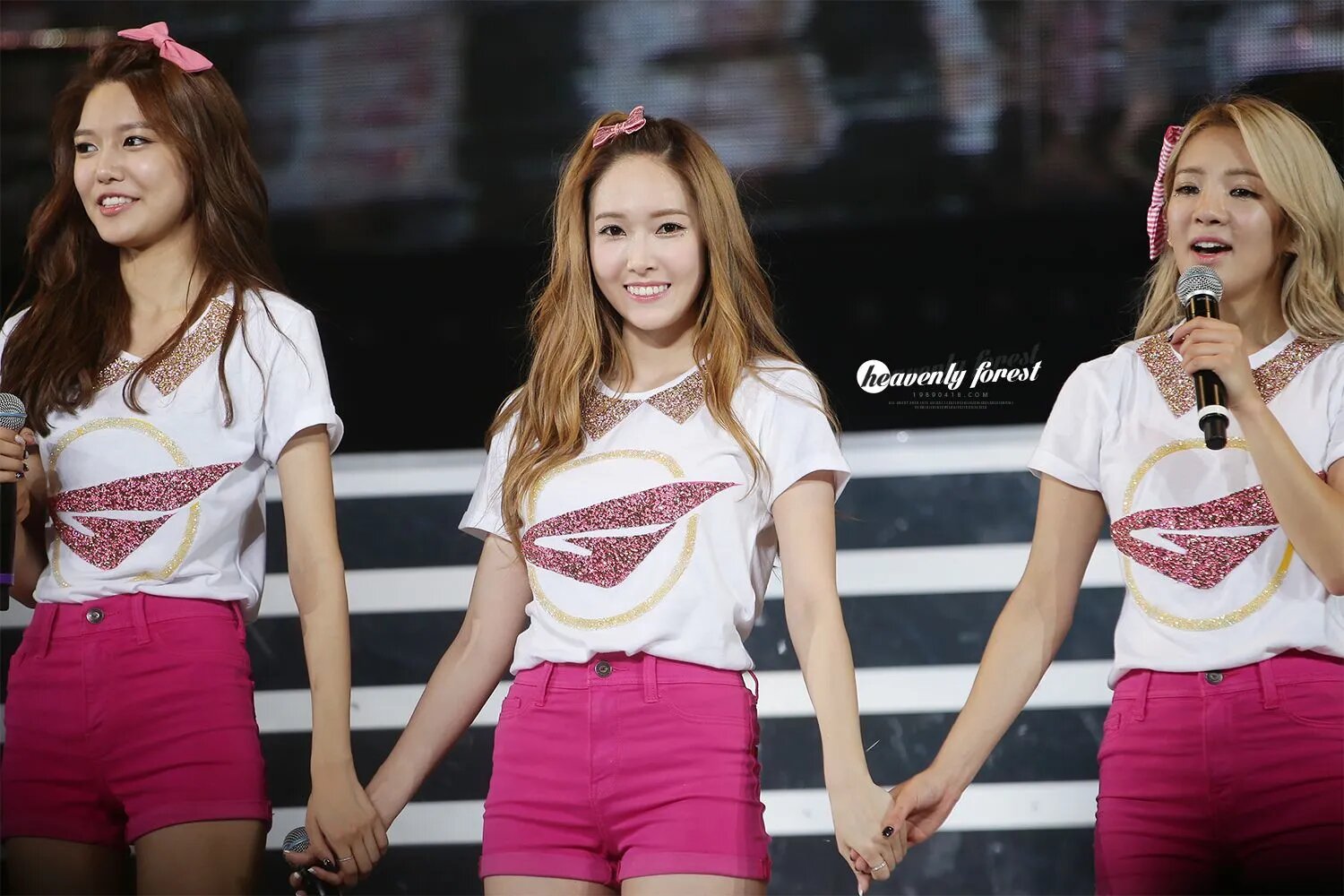 130608-130609 Girls’ Generation Jessica at Girls & Peace World Tour in ...