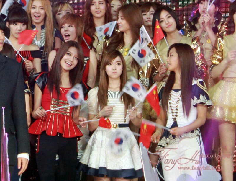 111108 Girls' Generation at Korea-China Festival documents 1