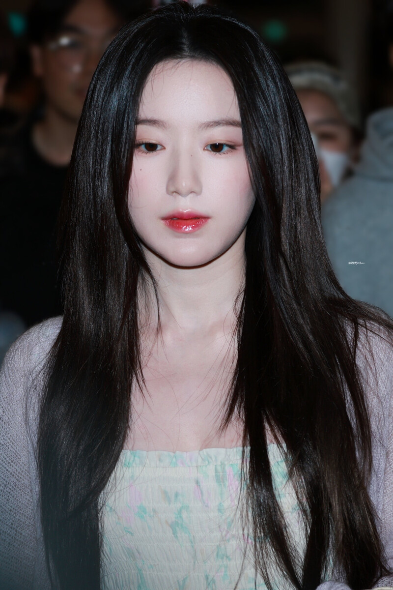 240418 (G)I-DLE Shuhua - ICN Airport documents 7