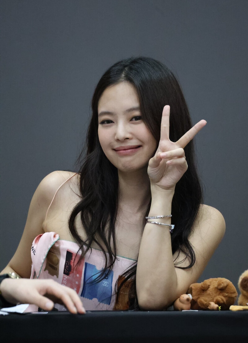 240808 Jennie - BLACKPINK 8th Anniversary  Fansign Event in Seoul documents 8