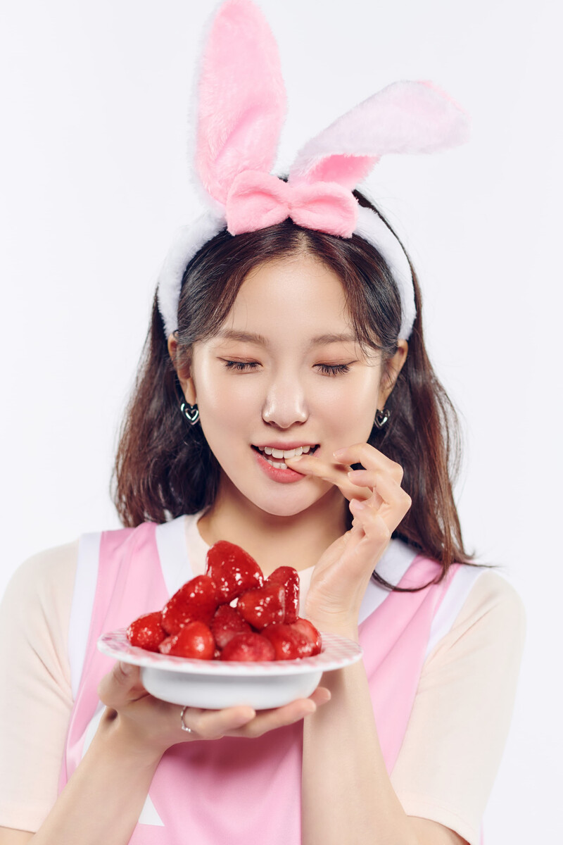 Girls Planet 999 - K Group Introduction Profile Photos - Choi Yujin documents 3