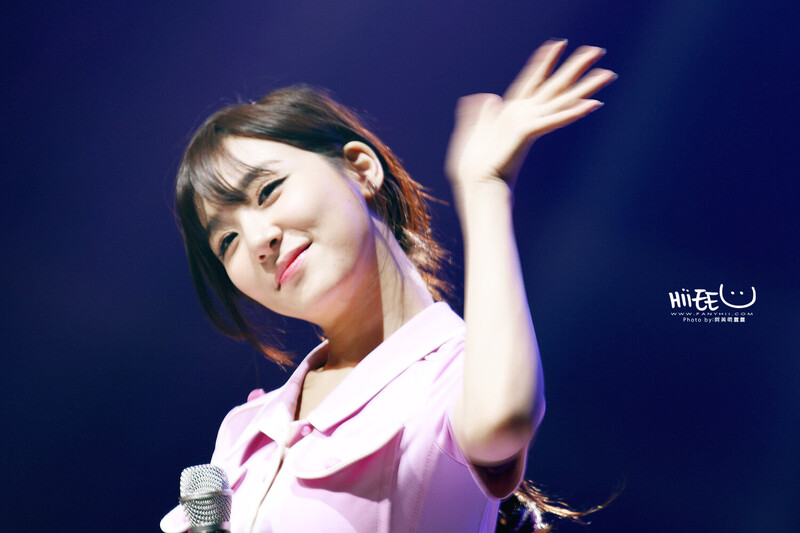 140315 Girls' Generation Tiffany at WAPOP Concert documents 7