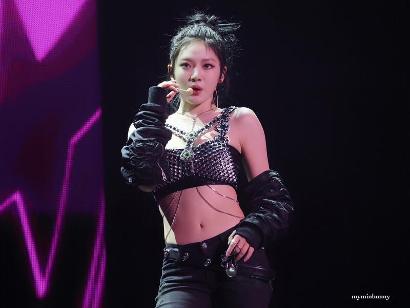 230225 aespa Ningning - 1st Concert 'SYNK : HYPER LINE' in Seoul Day 1 documents 5