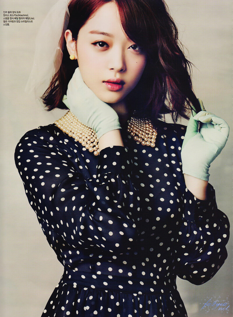 F(x) Sulli for CéCi Magazine (September 2013 issue) documents 3