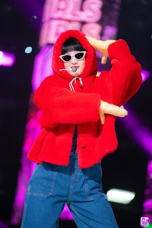 220403 (G)I-DLE Minnie - 'TOMBOY' at Inkigayo
