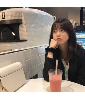 200601 Suyeon Instagram update