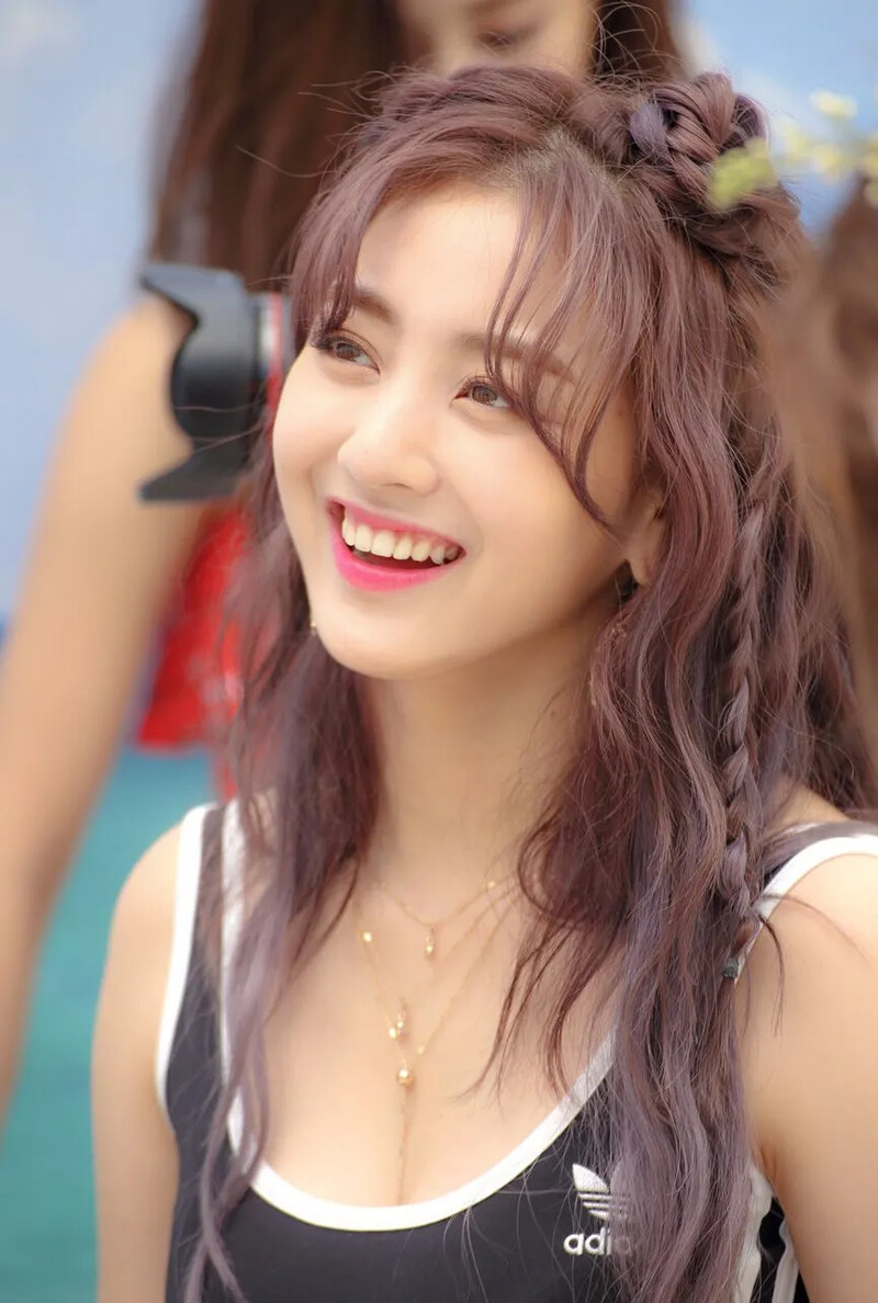 103632910_05.JIHYO-02.jpg