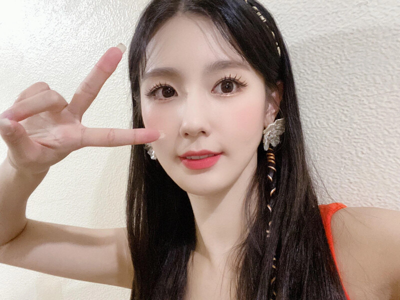 210418 U Cube Update - (G)I-DLE Miyeon documents 1