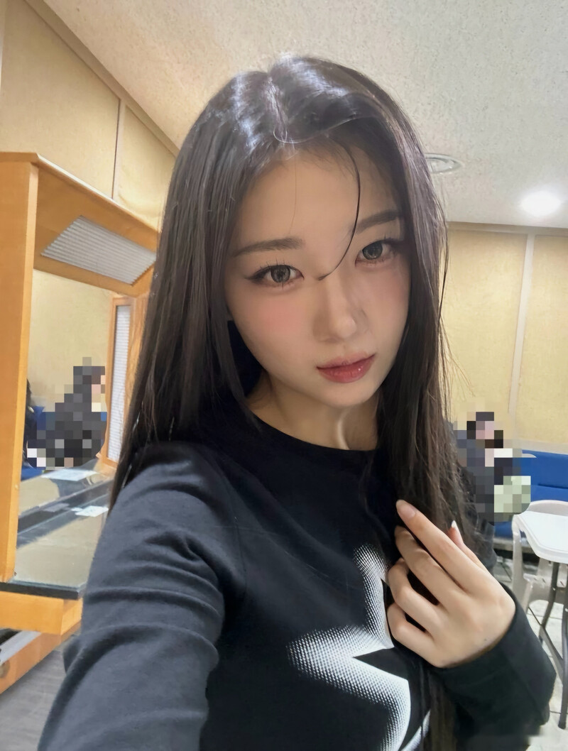 240529 tripleS Twitter Update - Kaede documents 2