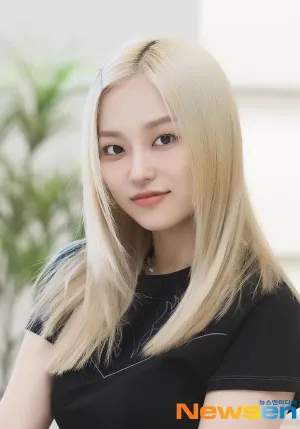 200904 CLC Yeeun Interview Photos by NEWSEN