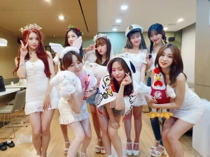 190616 Lovelyz