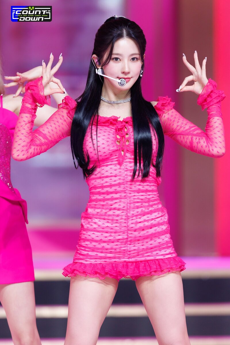 230518 (G)I-DLE Miyeon 'Queencard' at M Countdown documents 12