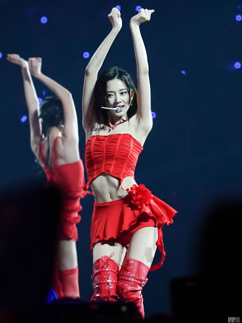 240316 TWICE Tzuyu - ‘Ready To Be’ World Tour in Las Vegas documents 2