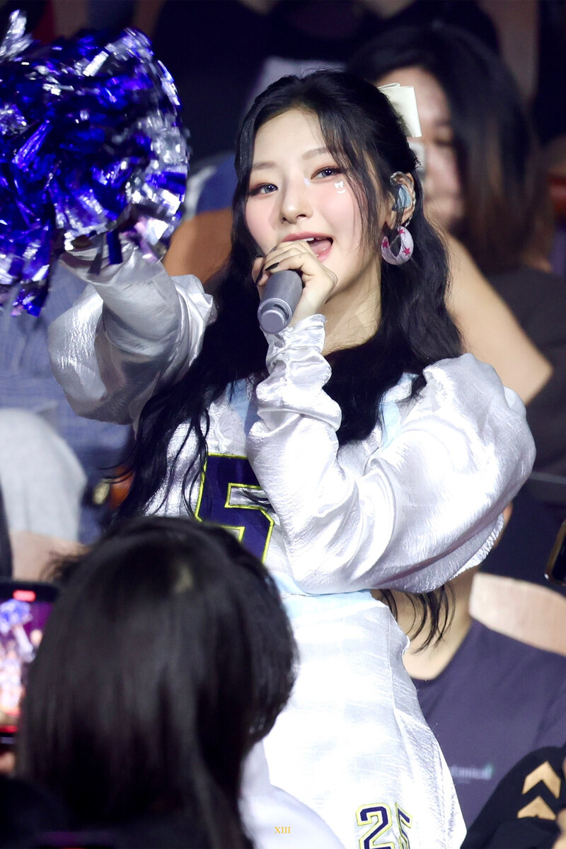 241027 KISS OF LIFE Haneul - 1st WORLD TOUR [KISS ROAD] in SEOUL documents 24