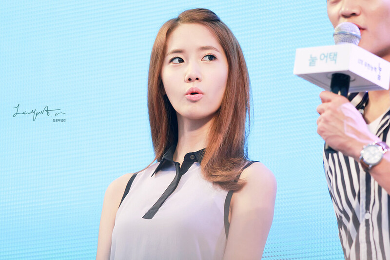 130729 Girls' Generation YoonA at SK Telecom event in Changwon documents 8