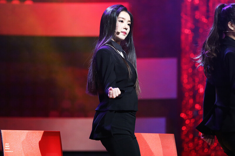 141115 Red Velvet Irene at Daejeon TV Drama Festival documents 6