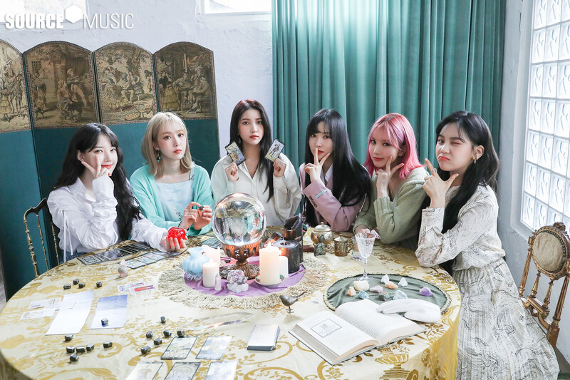 210325 Source Naver Post - GFRIEND - CHOICE The 2nd Photobook Behind documents 1