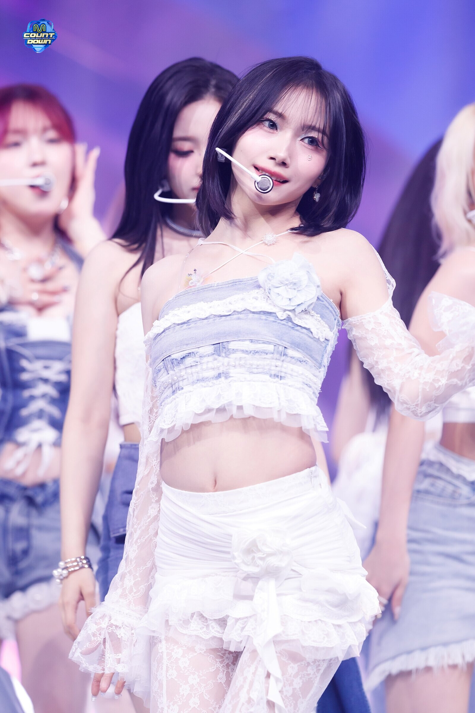 240606 Kep1er Youngeun - 'Shooting Star' at M Countdown | kpopping