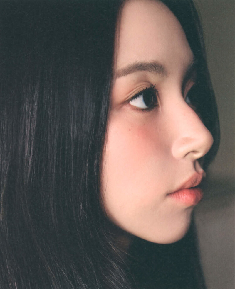 TWICE Chaeyoung for Esquire 2024 - Special Photobook 'Once More' (Scans) documents 3