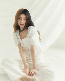 SUZY for Guess S/S 2024 Campaign - The Black Label Collection