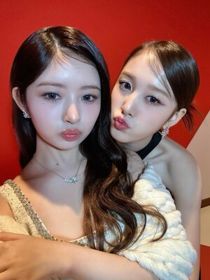 231205 STAYC Twitter Update - J and Rei