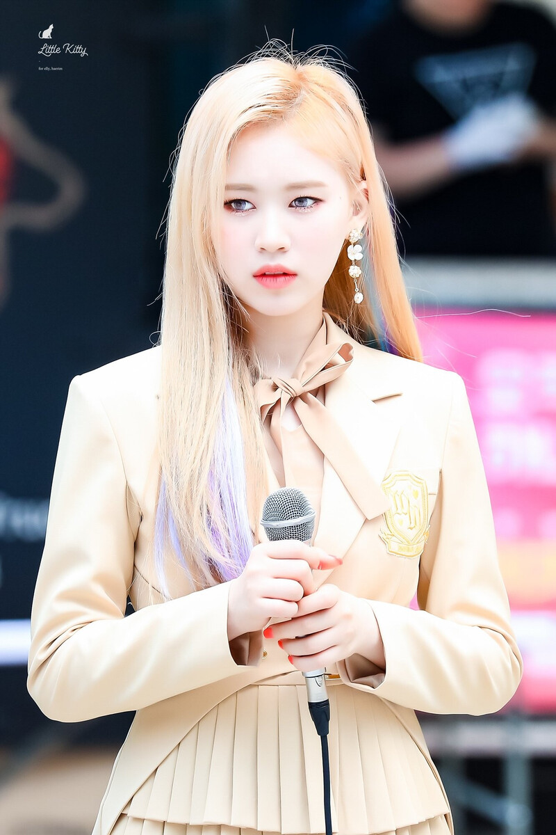 190615 Weki Meki Elly at Show! Music Core Mini Fanmeet documents 1