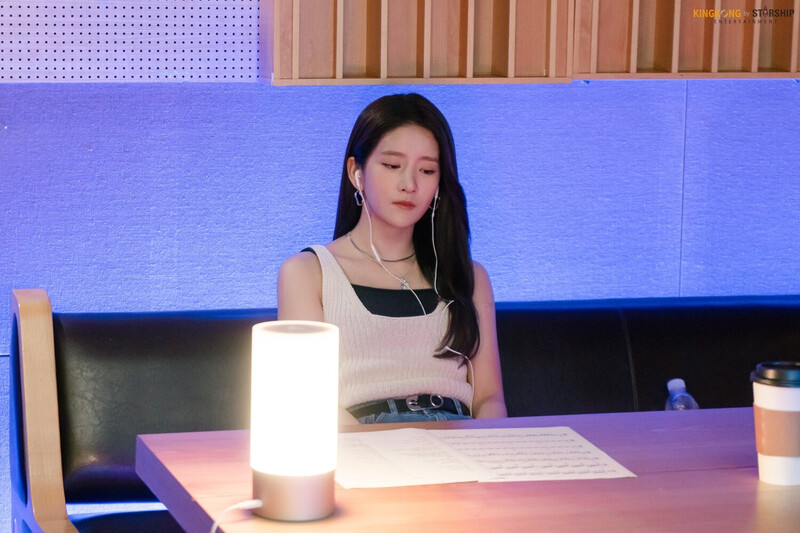 211114 Starship Naver Post - EXY's "Idol: The Coup"  Behind documents 22