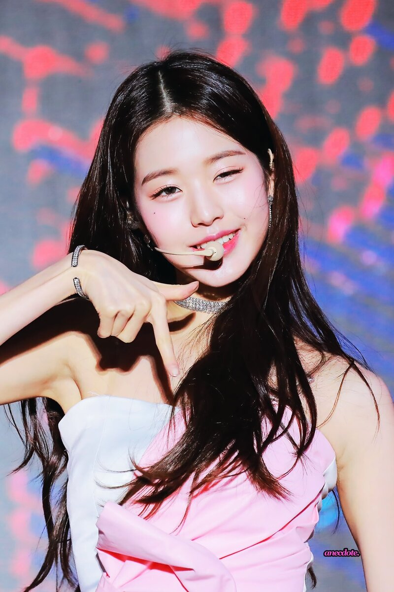 220604 IVE's Wonyoung at KBS Cheongju 77th Anniversary Special Concert documents 1