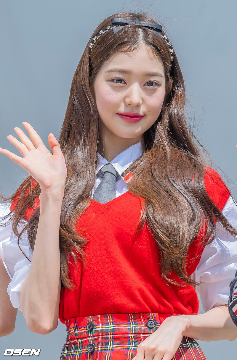 220818 IVE Wonyoung - 'Knowing Bros' Commute | kpopping