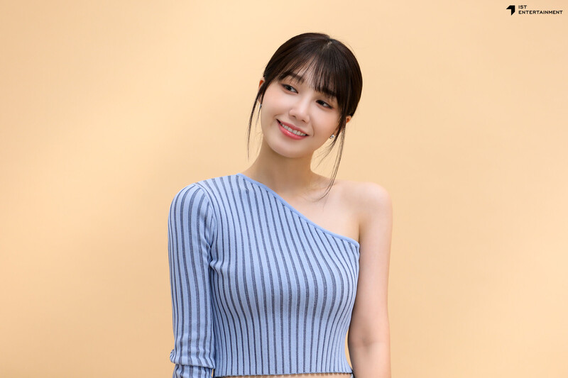 230920 IST Naver post - EUNJI Profile shoot behind the scenes documents 9