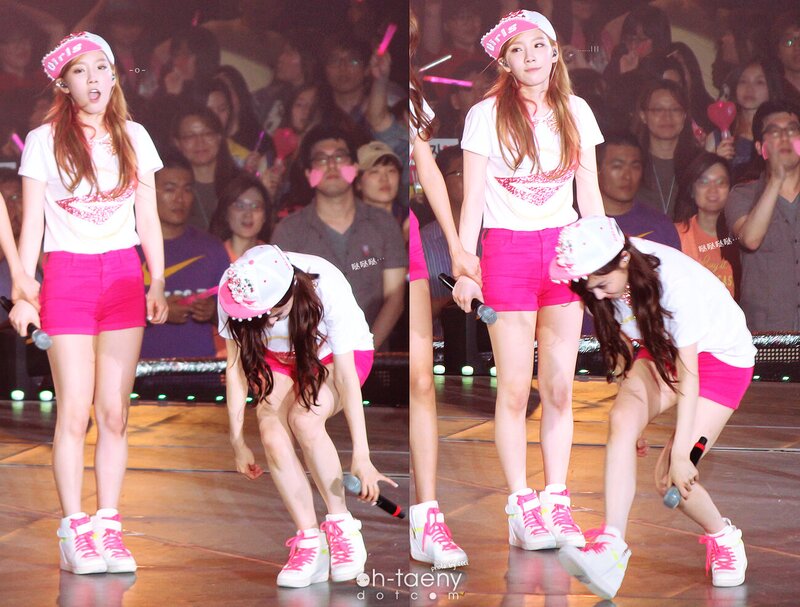 130608-09 Girls’ Generation at Girls & Peace World Tour in Seoul documents 4