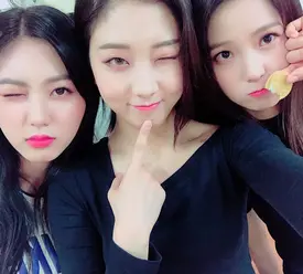 180421 CLC IG update - Yujin, Seungyeon, Eunbin