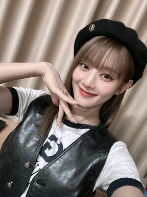 241007 - (G)I-DLE Twitter Update with MINNIE - GoodDay Podcast