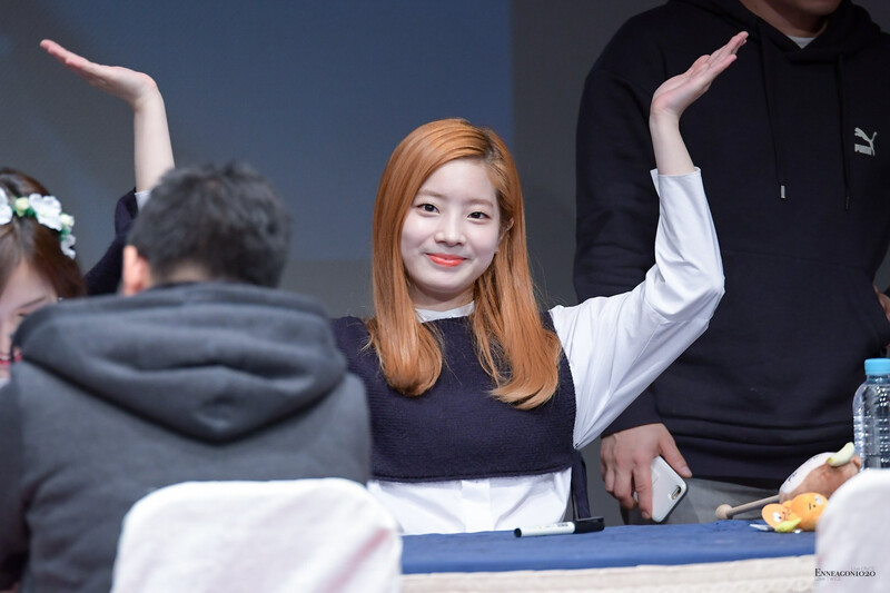 161030 TWICE Dahyun - 1st Fansign 'TWICEcoaster Lane 1' documents 2