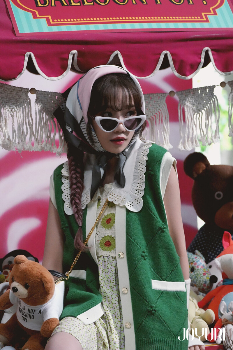 221024 Jo Yuri 'Loveable' MV Shoot by Melon documents 11