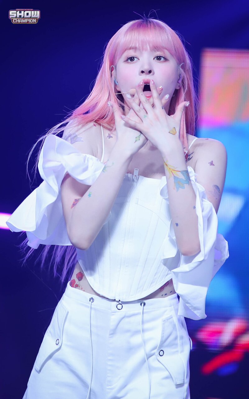 230412 NMIXX Lily - 'Love Me Like This' & 'Young, Dumb, Stupid' at Show Champion documents 1