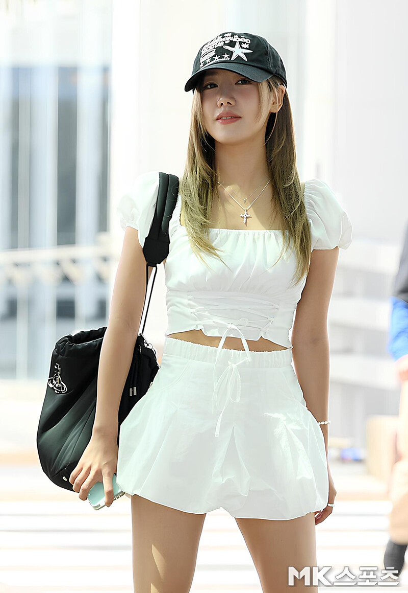 240719 Apink NAMJOO at Incheon International Airport leaving for 'One Tone Concert' in Taiwan documents 2