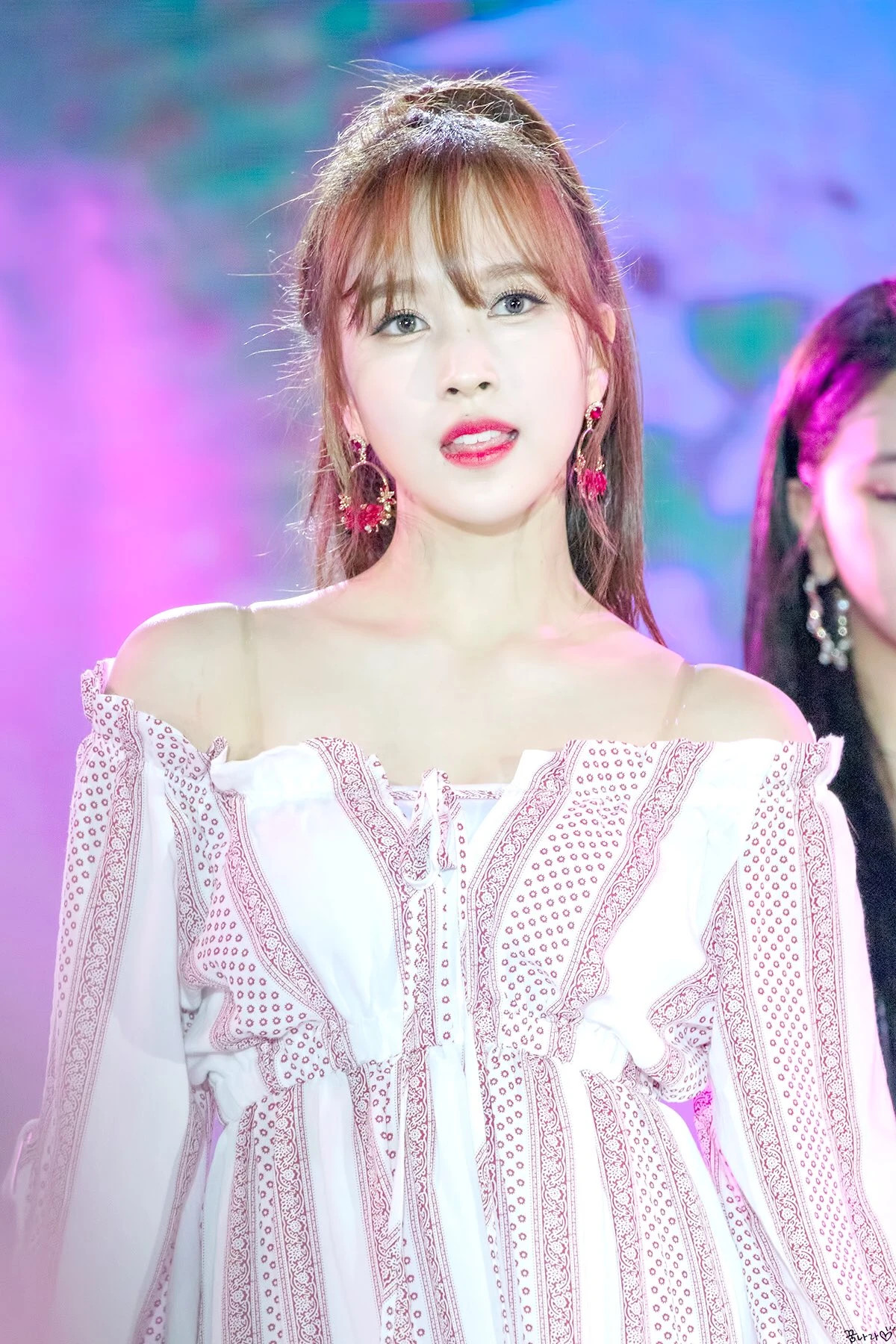 181201 TWICE Mina - Concert in Guam | Kpopping