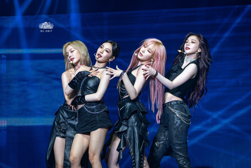 240922 aespa - ‘SYNK : Parallel Line’ Tour in Macau Day 2 documents 1