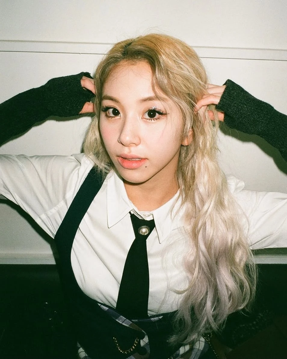 Chaeyoung Son Chae Young 21 Updated Kpop Profile Kpopping