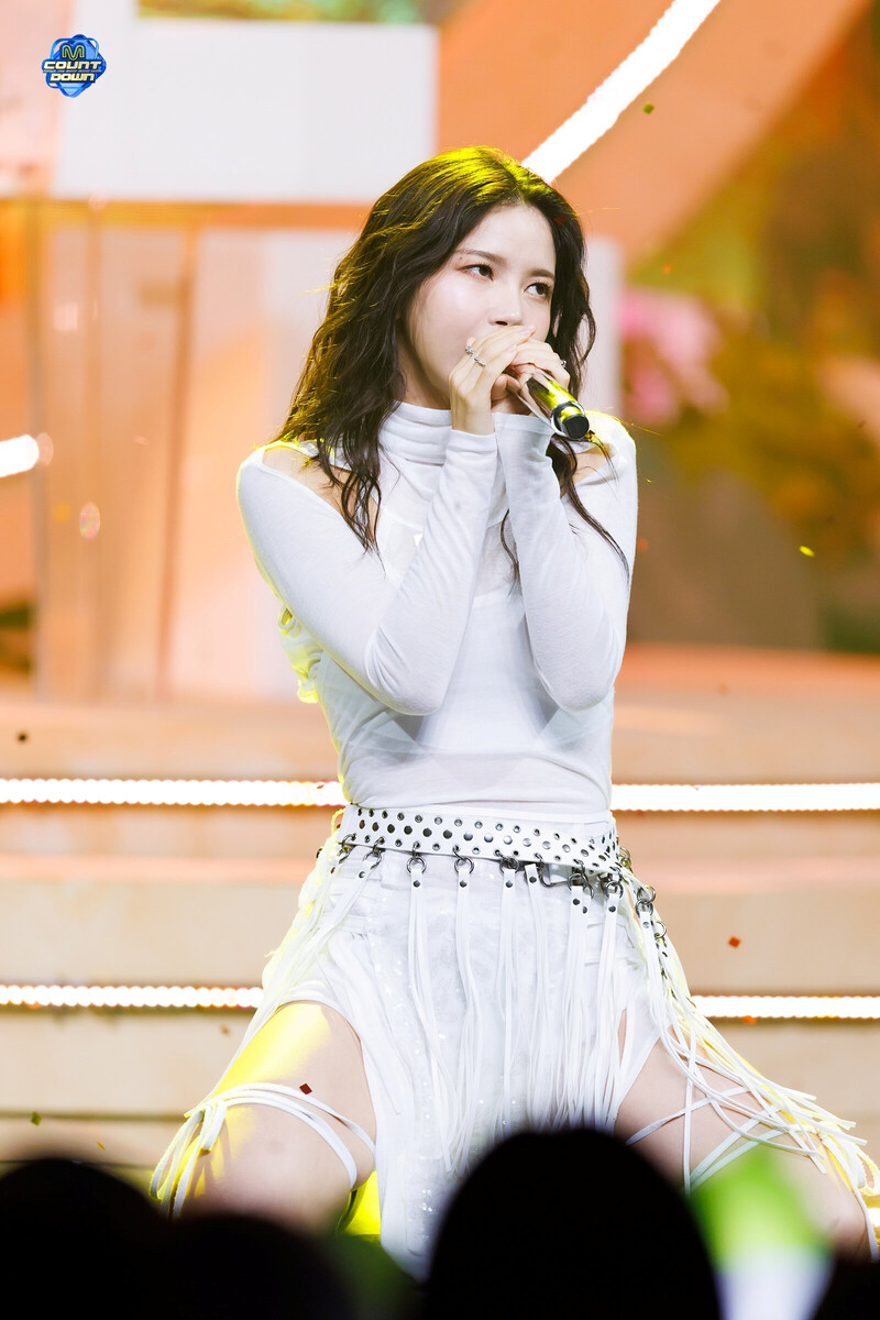 240502 Solar - 'But I' at M Countdown documents 14