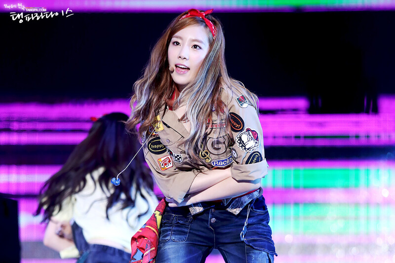 130628 Girls' Generation Taeyeon at Korea-China Friendship Concert ...